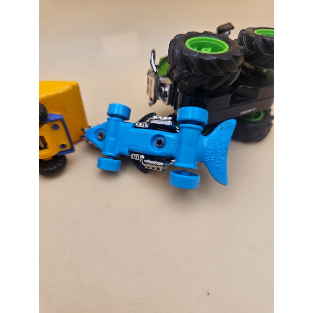 Mixed Toy Vehicle Lot Corgi Juniors Dumper Hot Wheels Sharkruiser Monster Truck - Picture 6 of 7